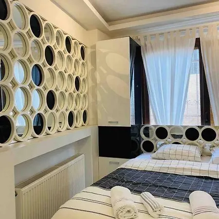 Cozy Flat 5 Minutes To Taksim Square At Center Istambul